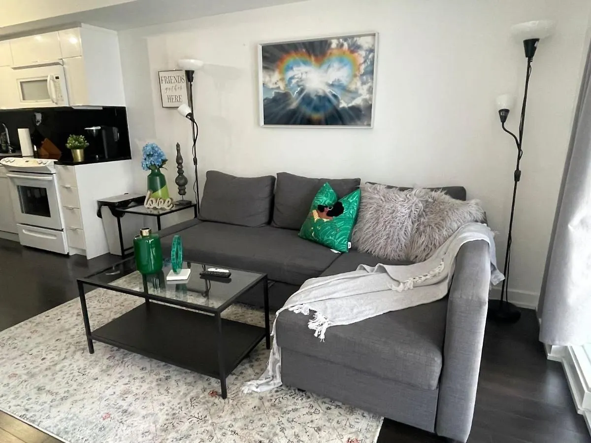 Waterfront Luxury Boutique Suites Toronto 0*,